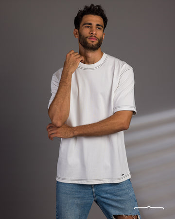 Stitched oversize T- shirt in White