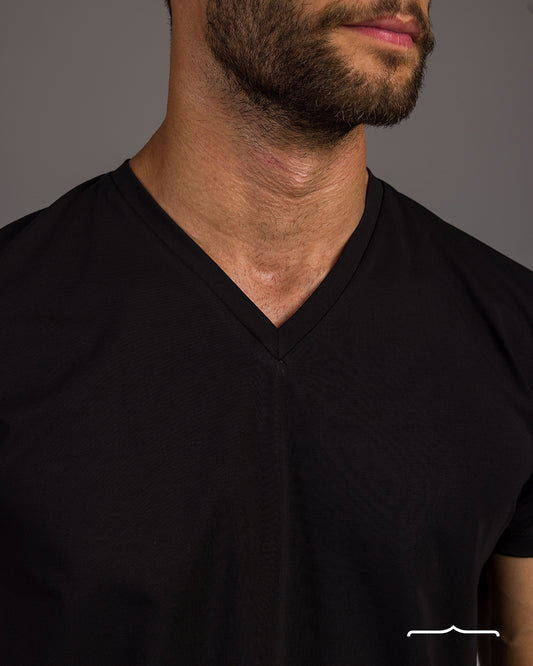 Curved Back V-Neck T- Shirt in Black