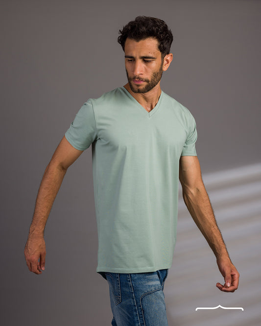 Curved Back V-Neck T- Shirt in Pistachio