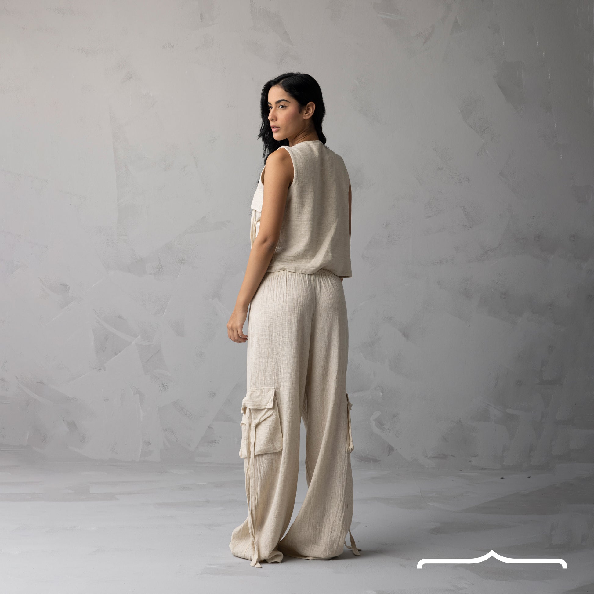 stache, Linen Set in Beige