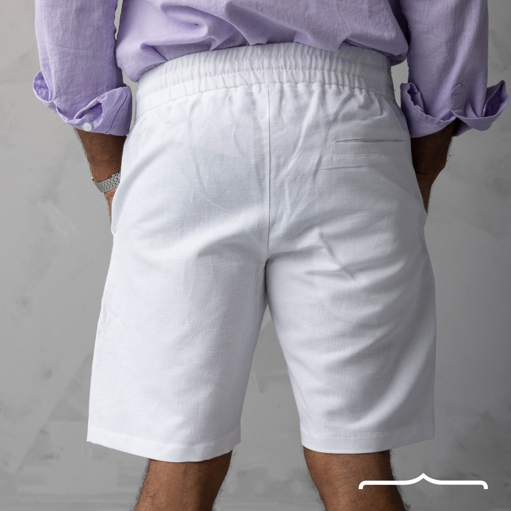 linen short in White