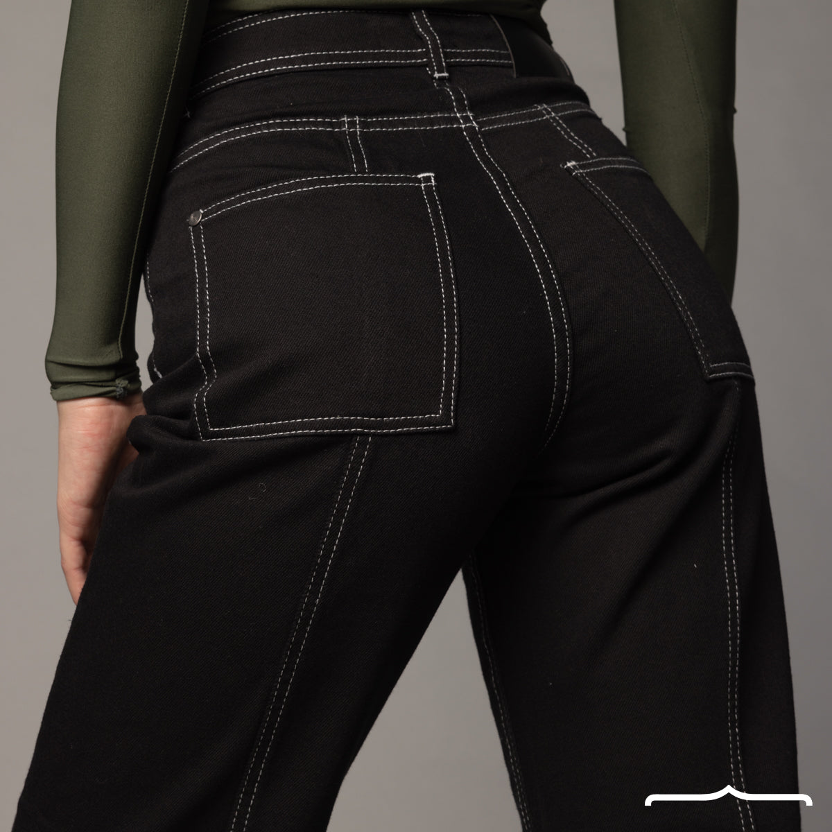 Stitched Jeans in Washed Black