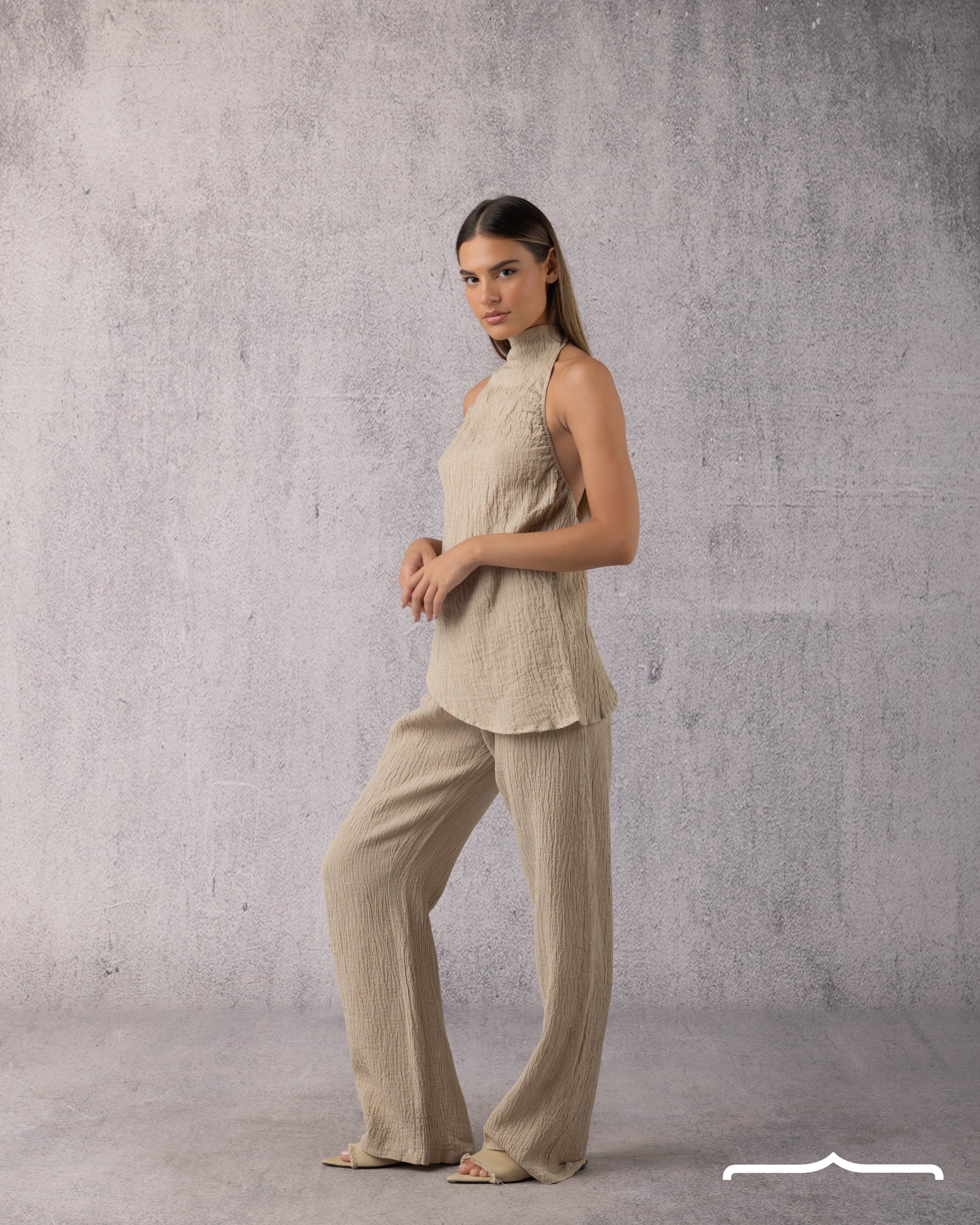 Backless Linen Set in Beige