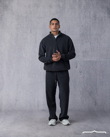 Textured pants in Dark Grey Volume 3