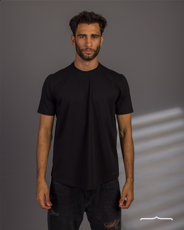 Curved Hem Volume 2 T-Shirt in Black