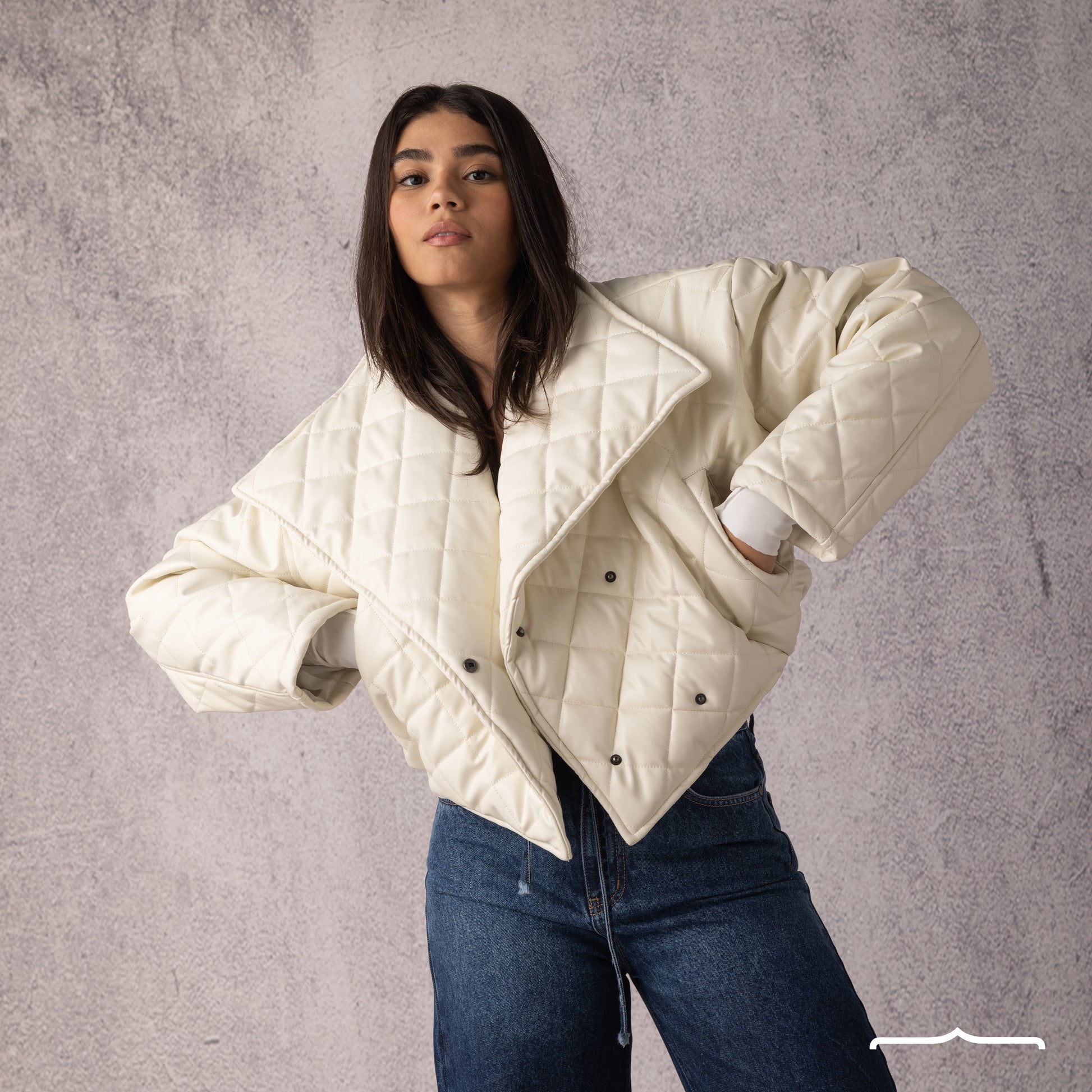 stache online Cropped leather jacket in Cream
