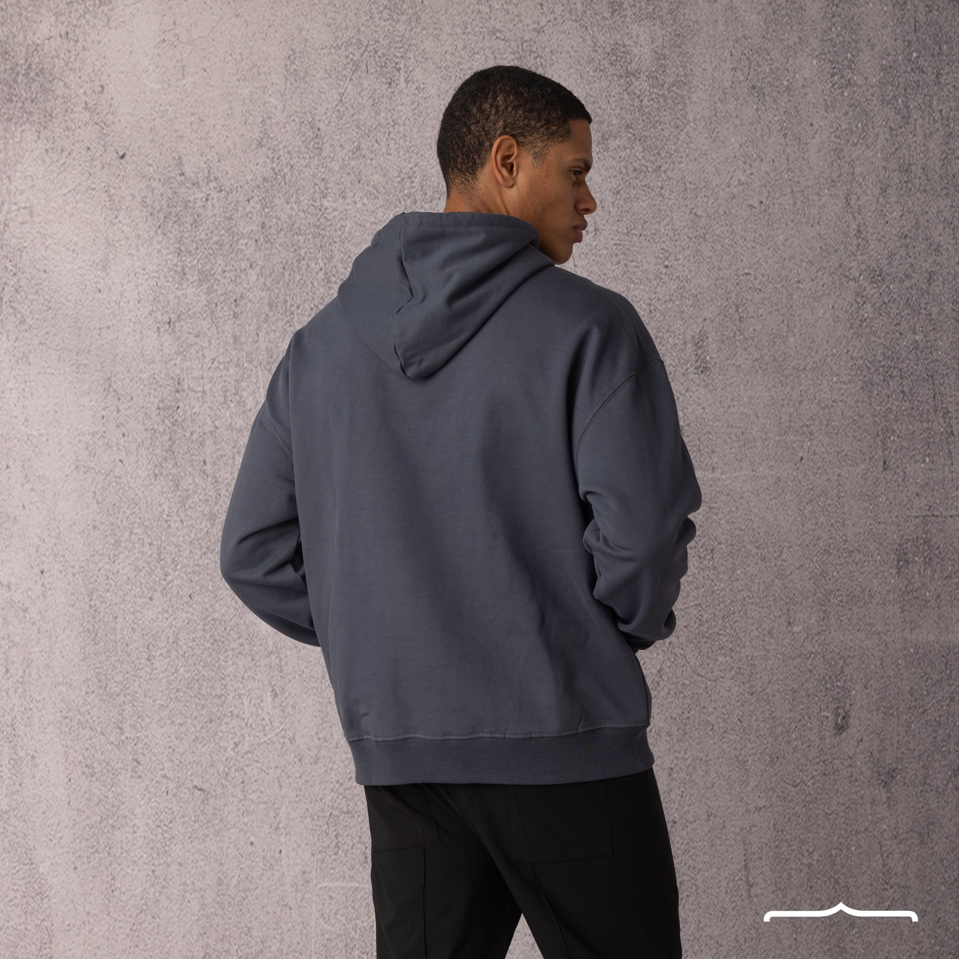 A new Era hoodie in Grey