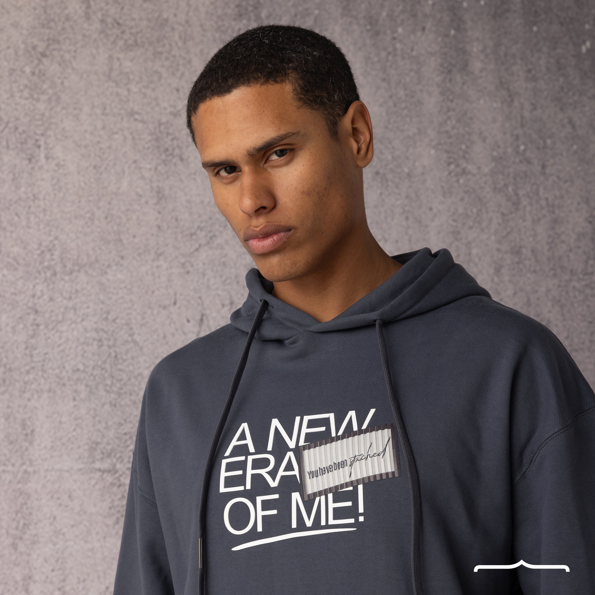 A new Era hoodie in Grey