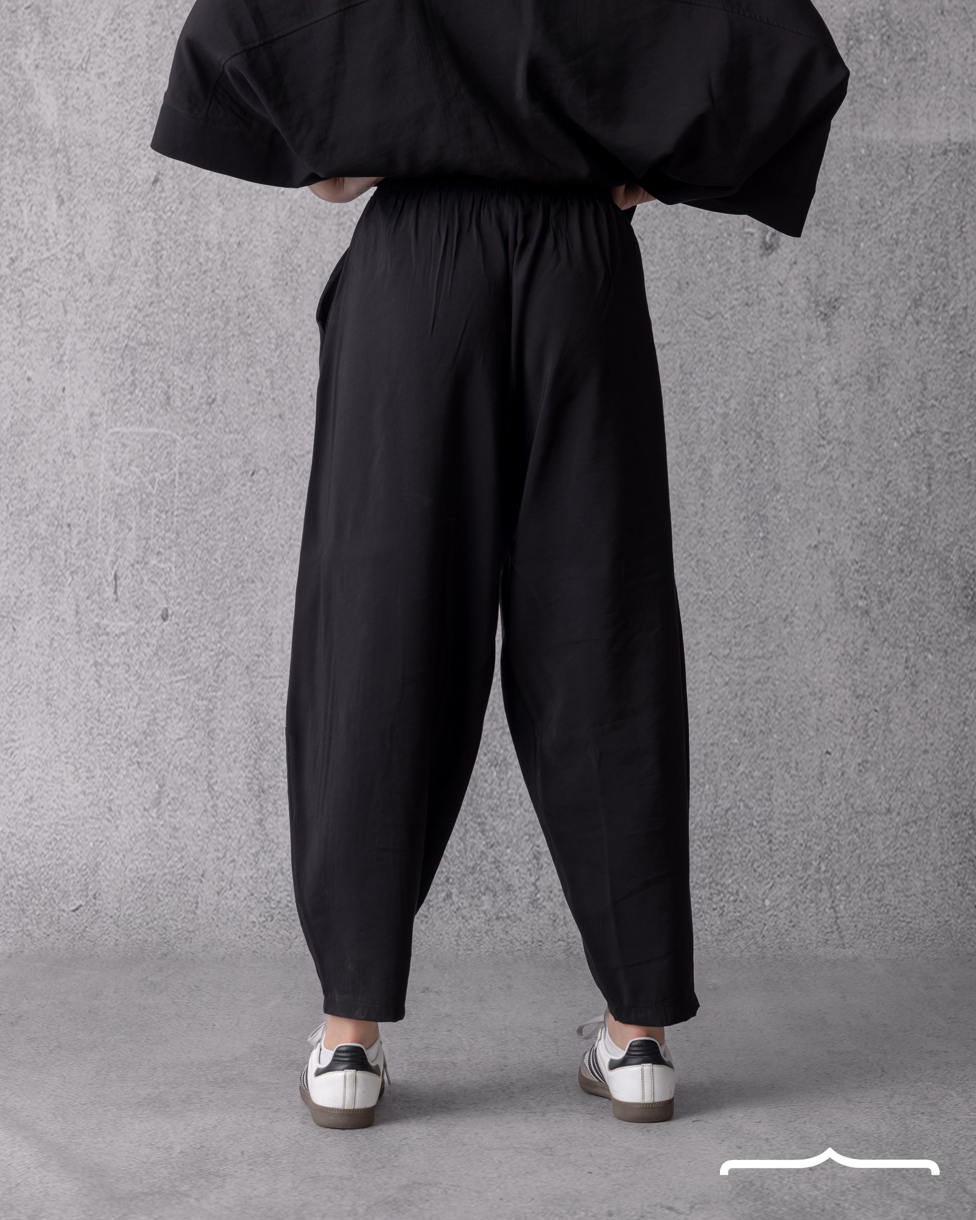 Boxy Flow Set in Black