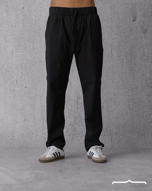 Classic Fit Pants in Black