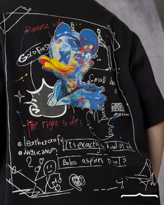 Donald Duck Sketch Oversized T-shirt in Black