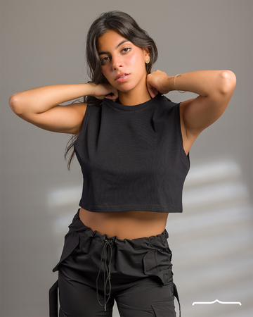 Basic Crop Top in Black