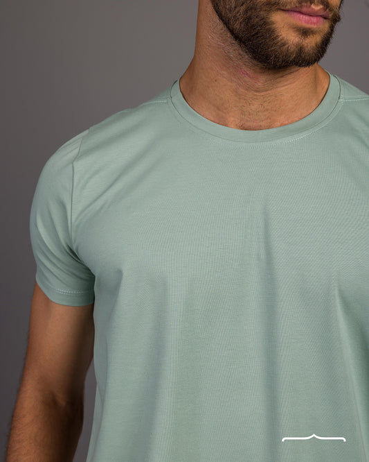 Split T-shirt in Pistachio