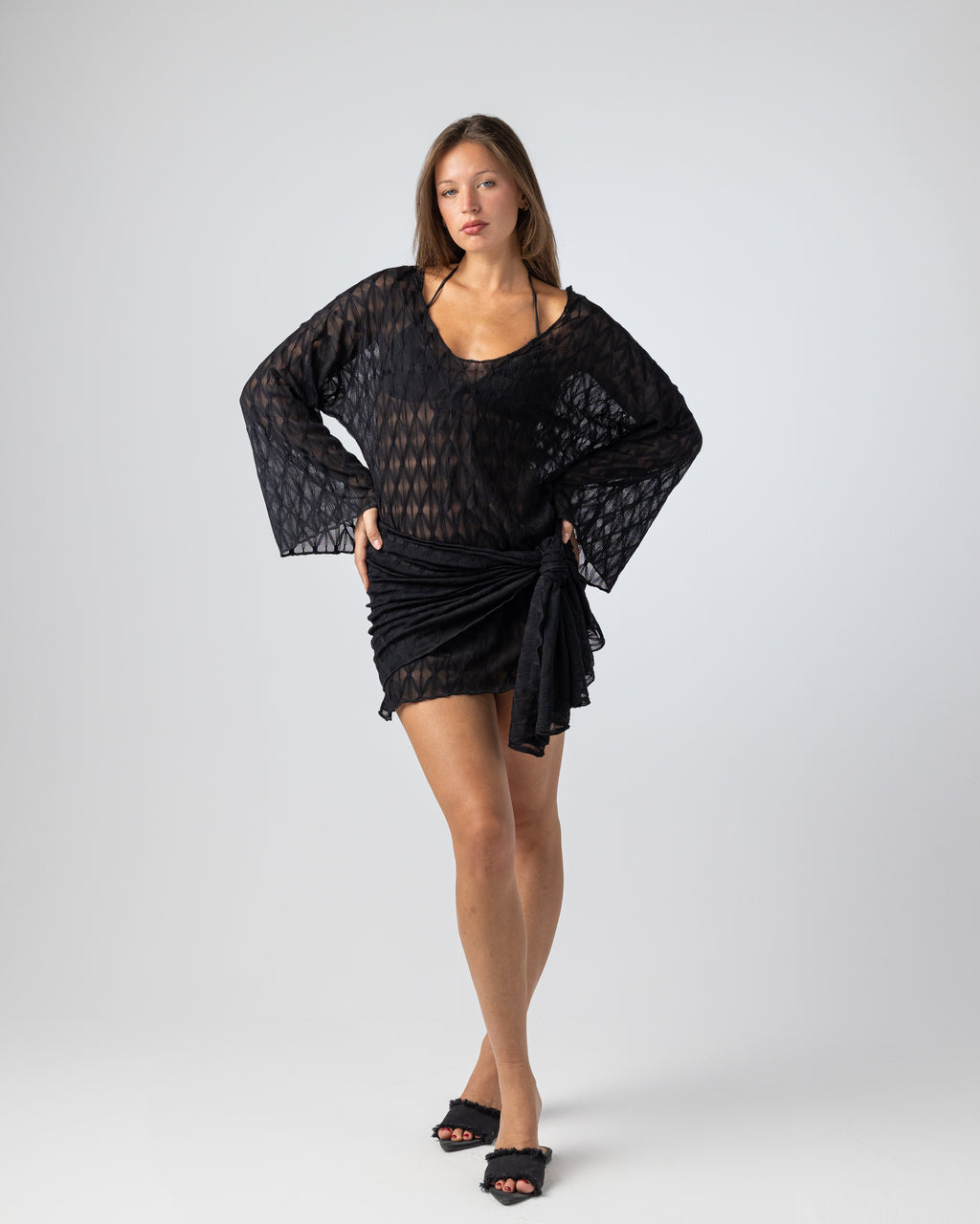Maré Cover up in Black