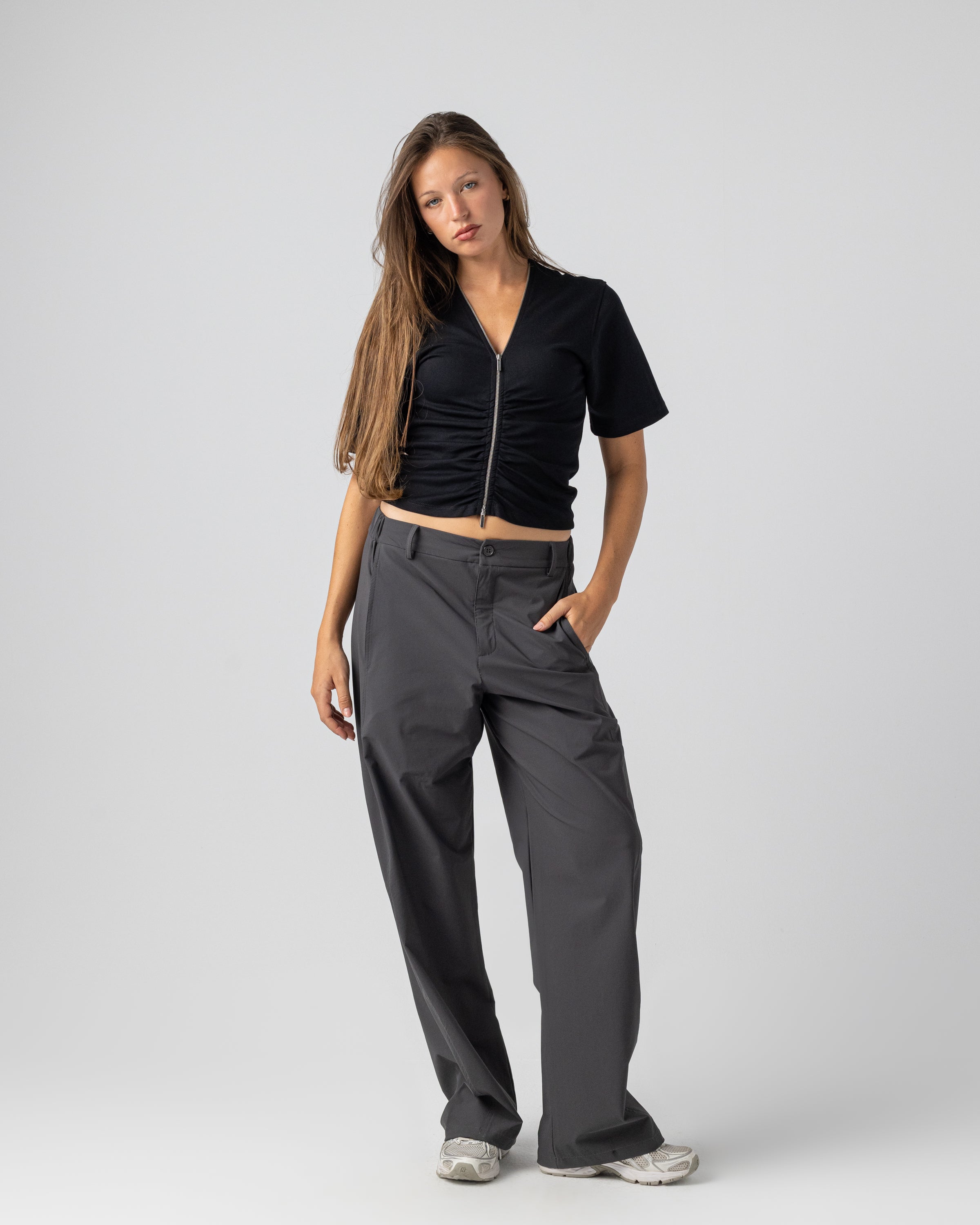 Dual zipper Top in Black