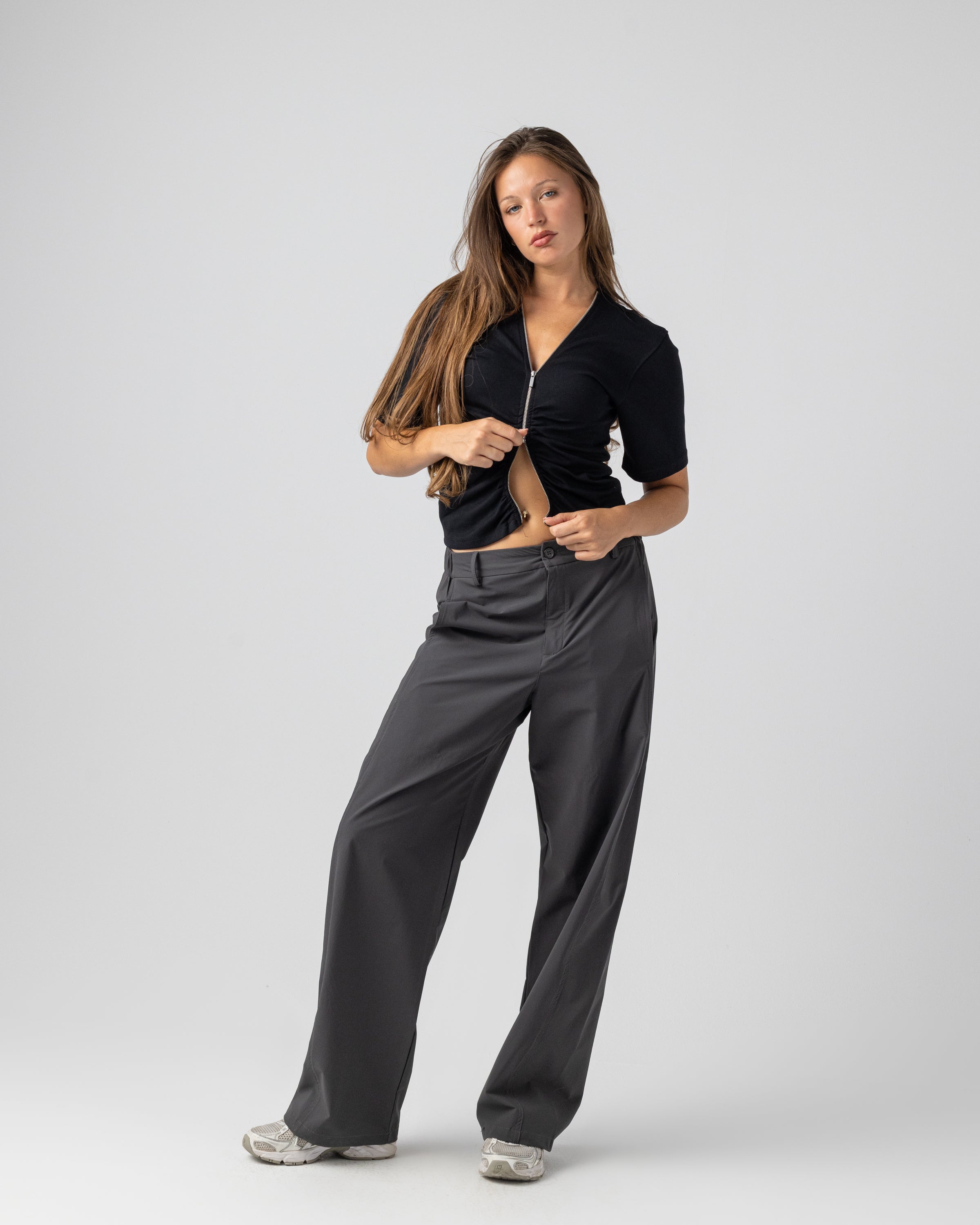 Dual zipper Top in Black