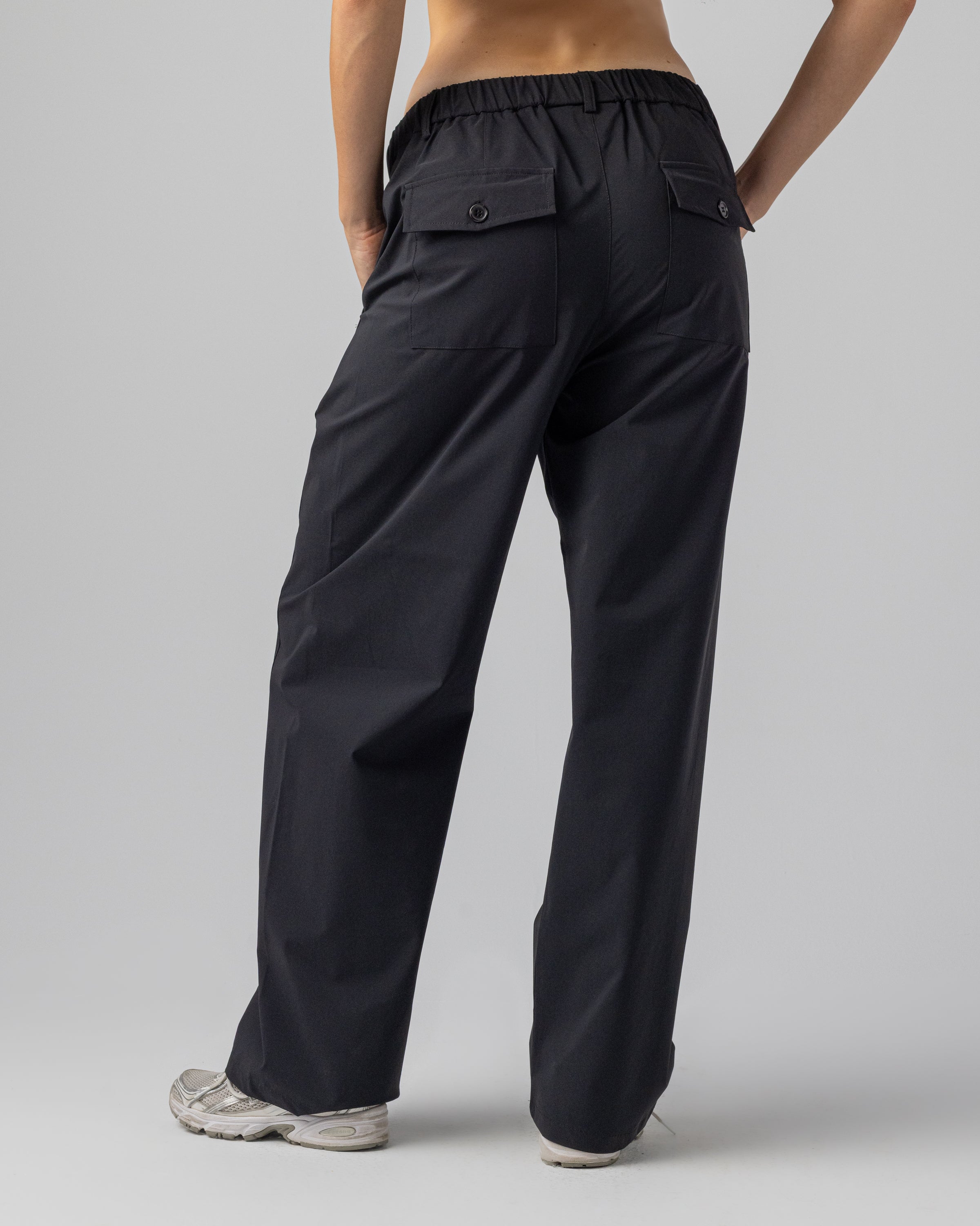 Classic Pants in Black