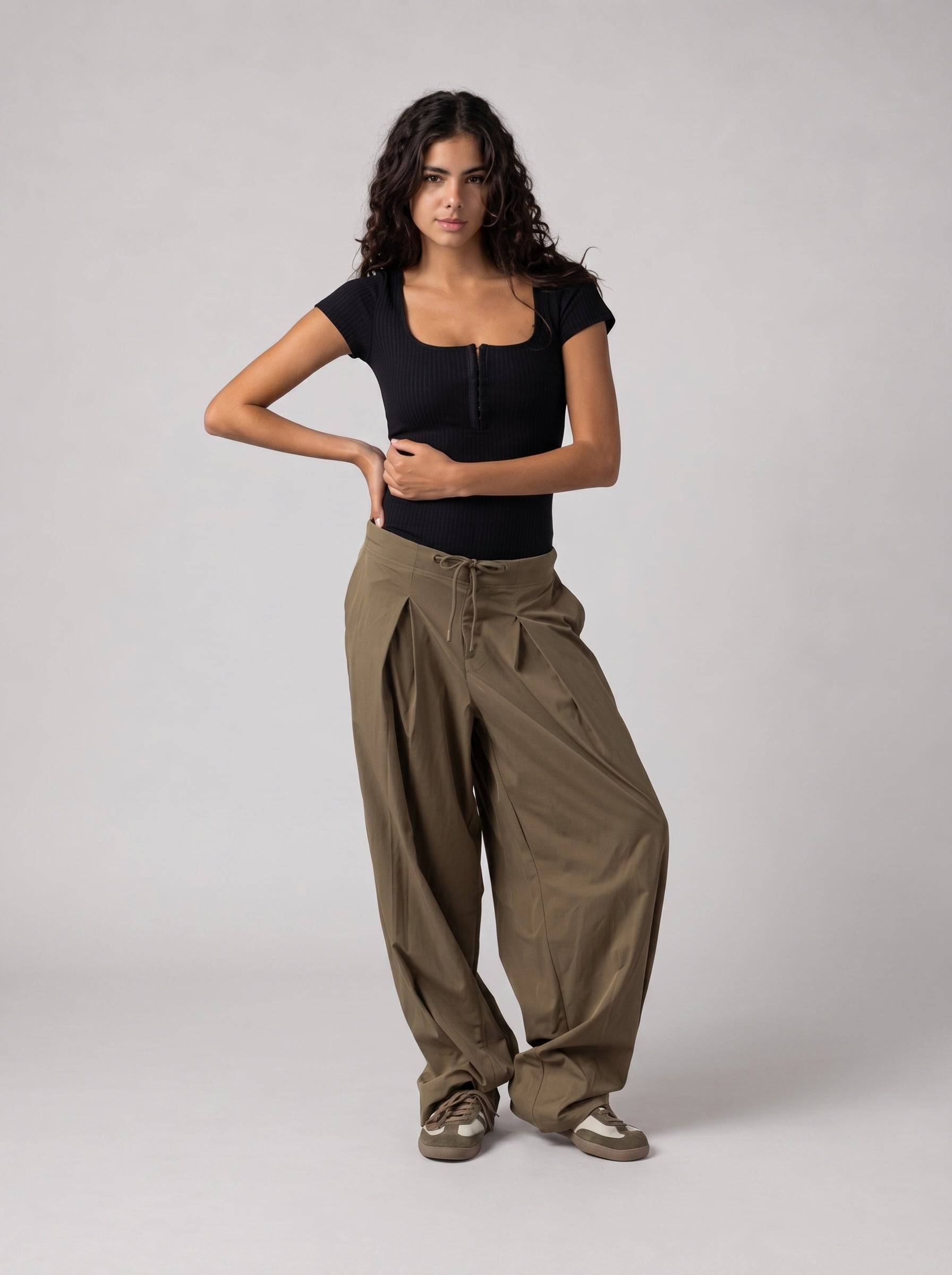 Wide pants in Olive