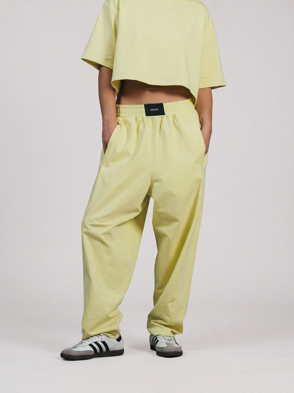 Statement Set in yellow