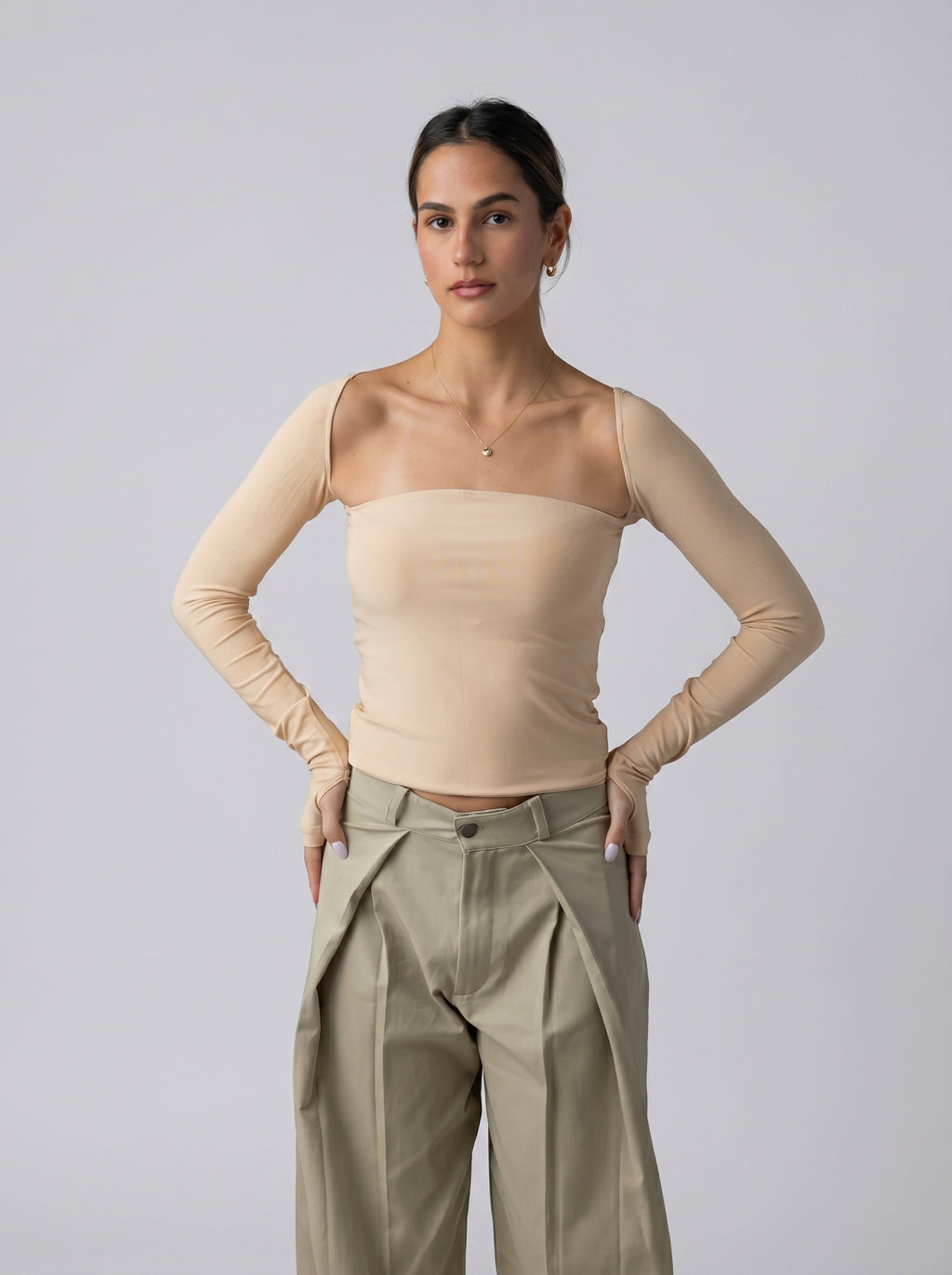 Off shoulder top in Beige