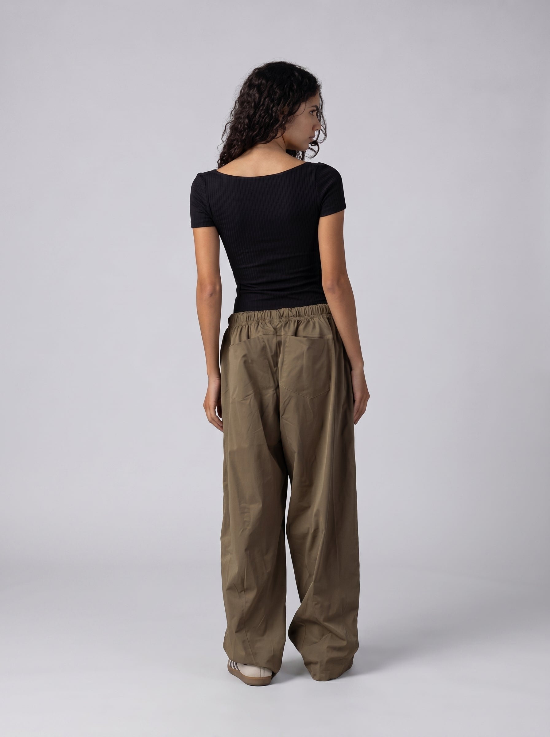 Wide pants in Olive
