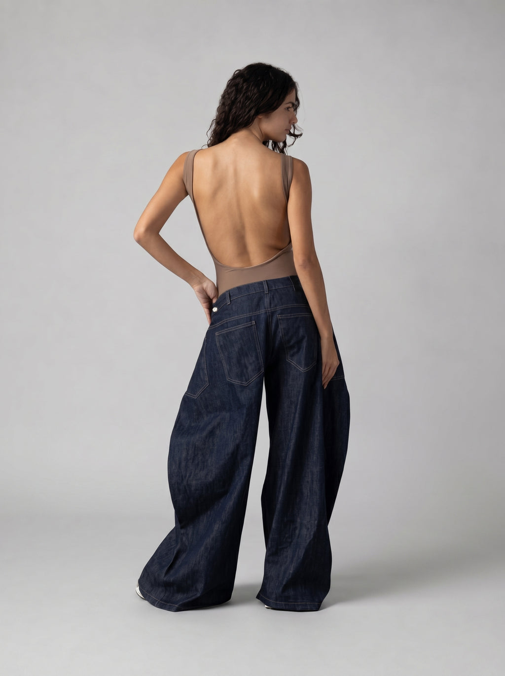 Backless Bodysuit in Brown