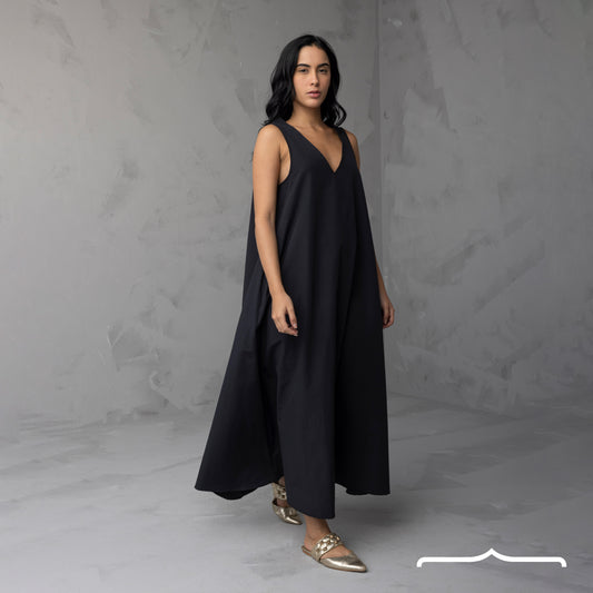 Poplin dress in Black