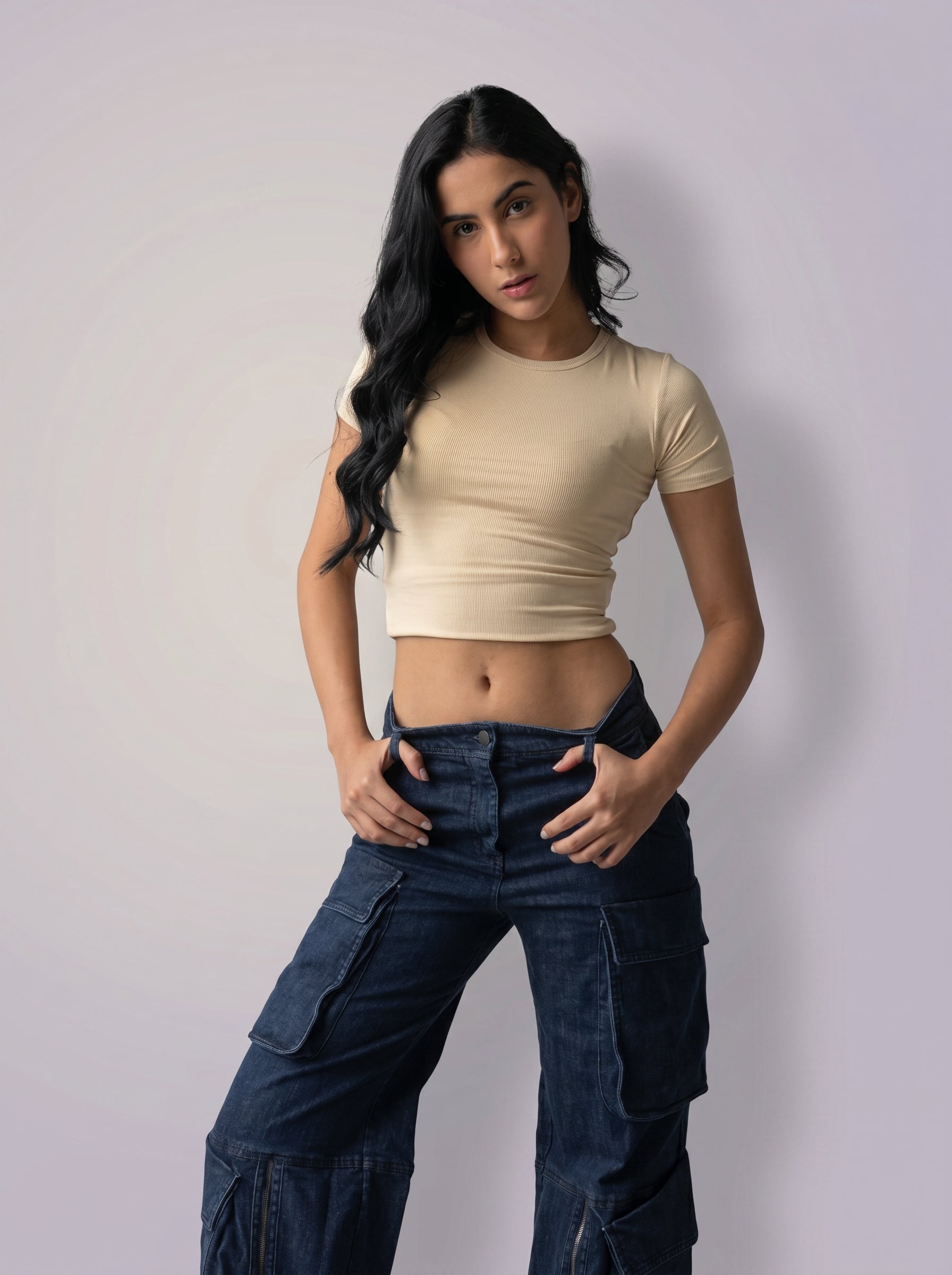 Solid color basic Top in Beige