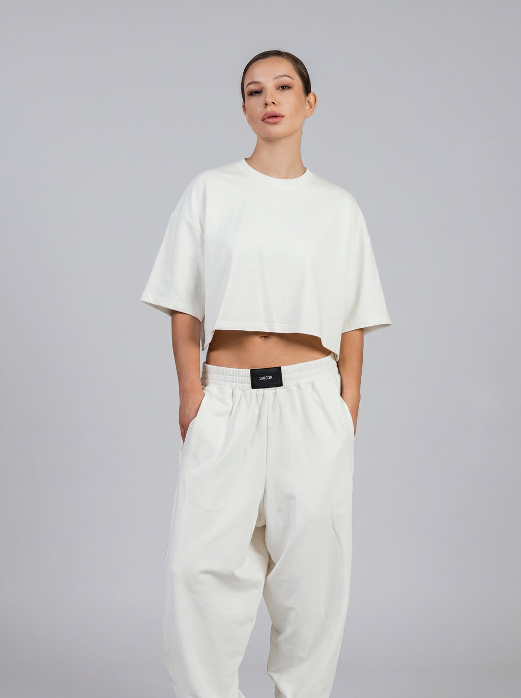 Statement set in Off-White