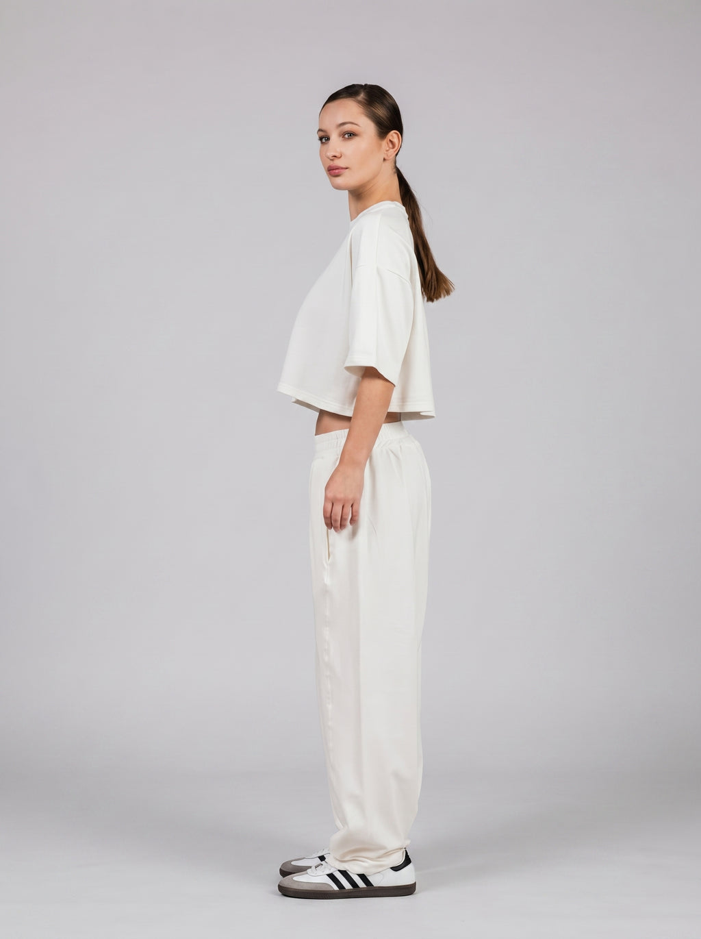 Statement set in Off-White