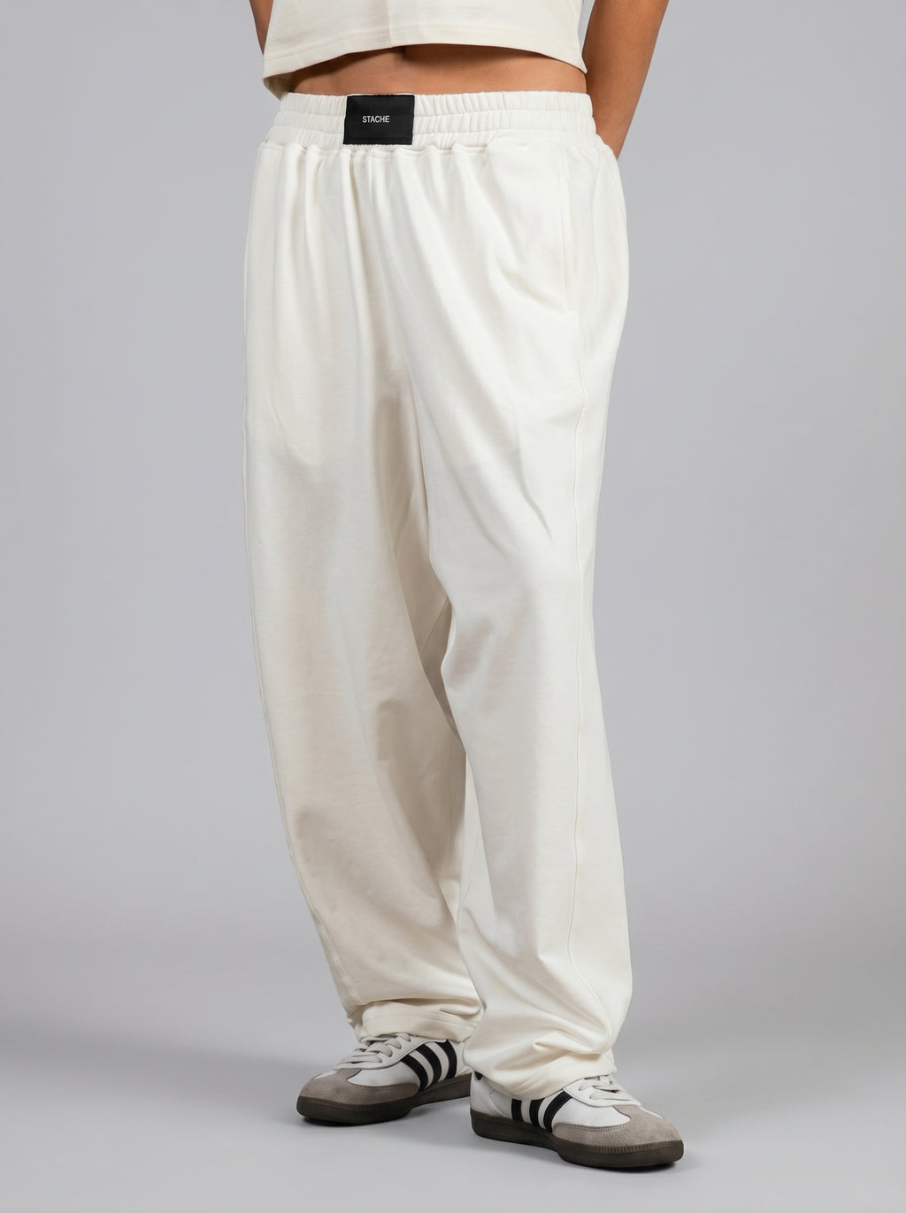 Statement set in Off-White