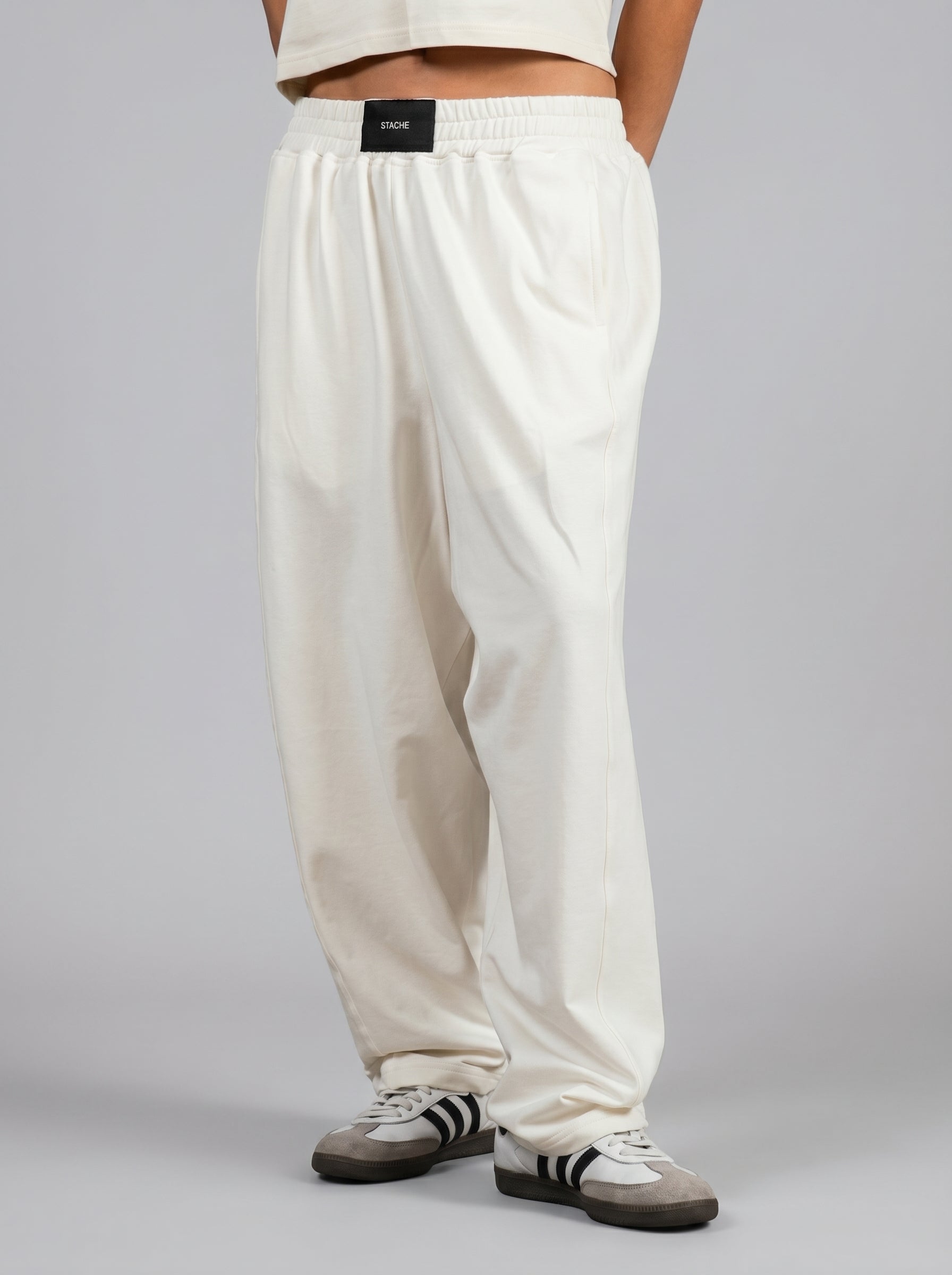 Statement set in Off-White