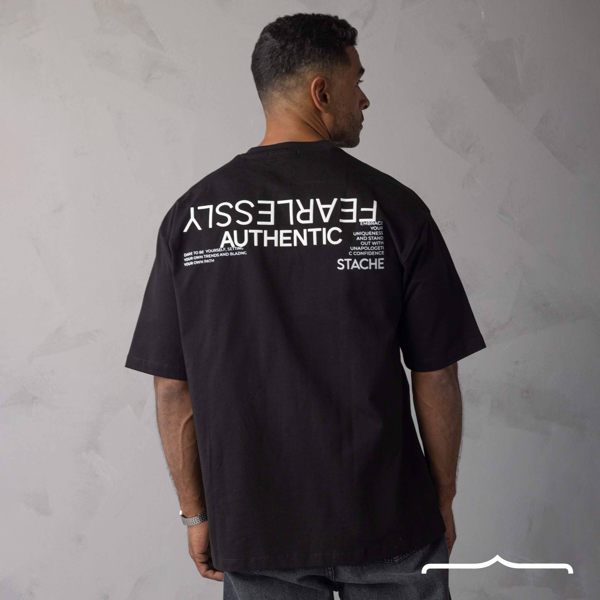 Fearlessly Authentic Oversize T shit in Black