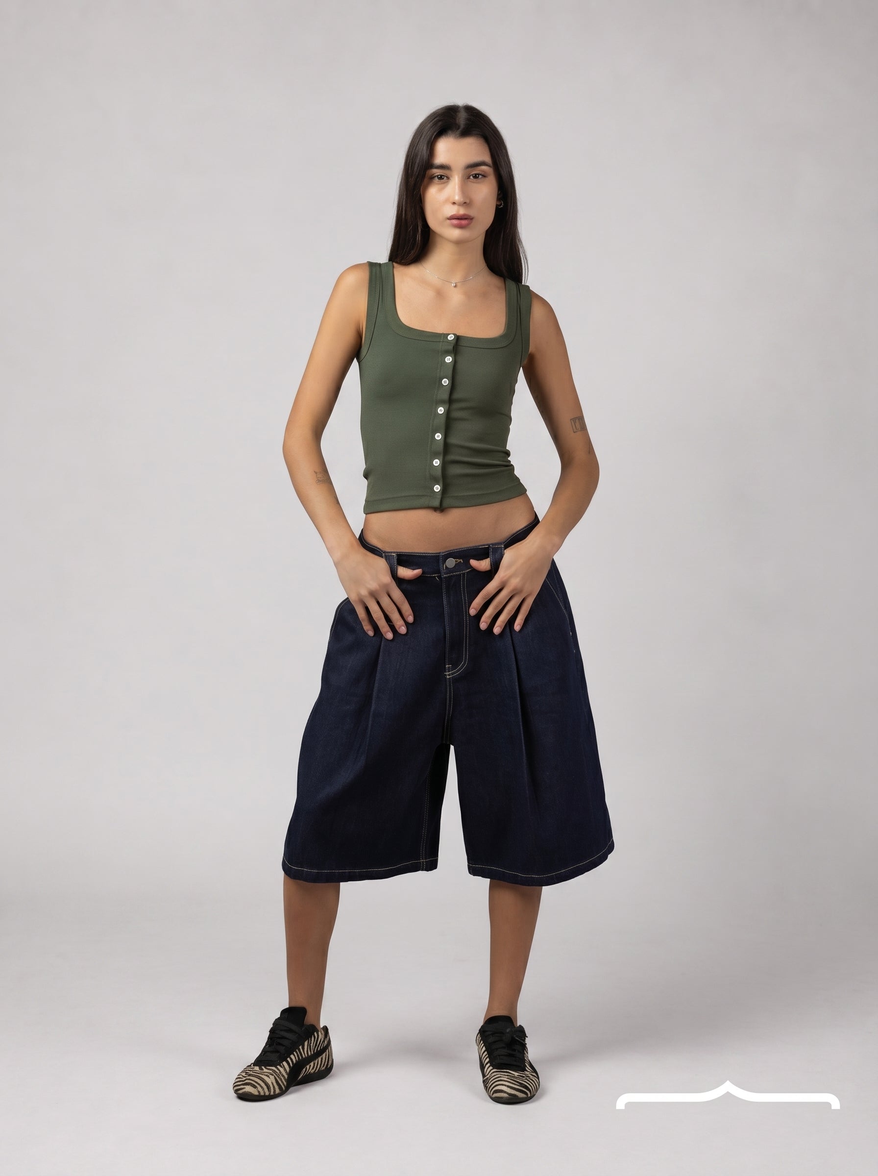 Ribbed Buttoned Top in Olive