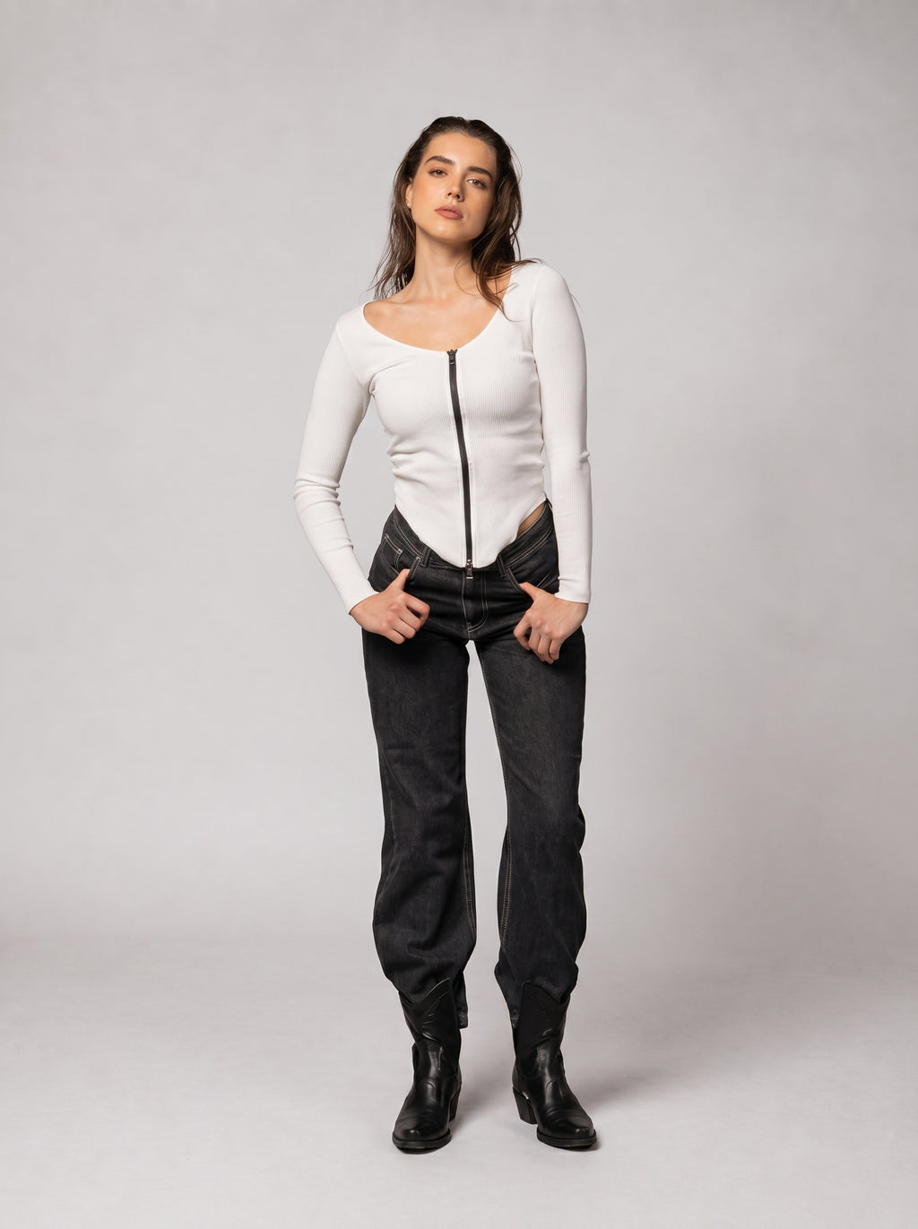 Double sided zipper top in White