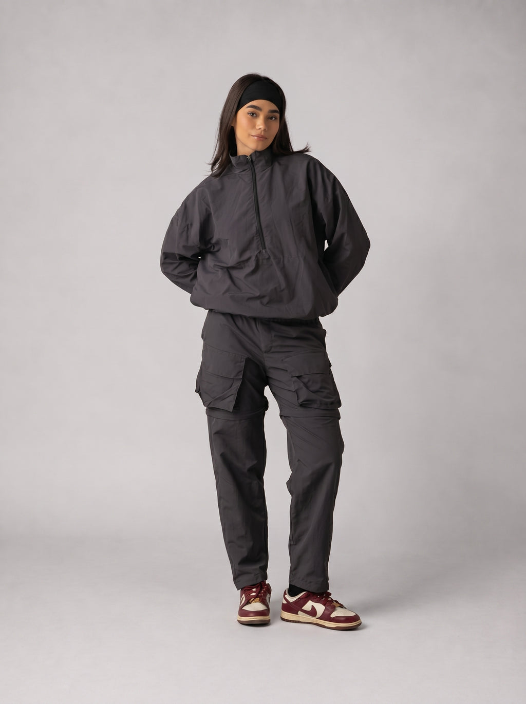 Adjustable pants set in Grey