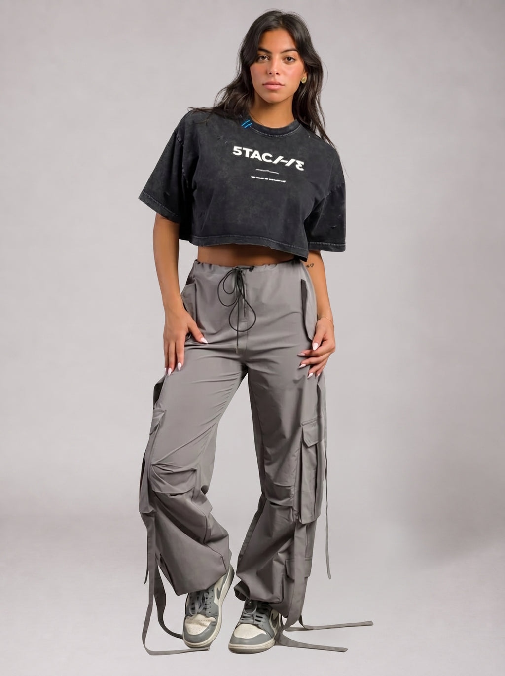 5TAC113 Ripped Washed Crop top in black