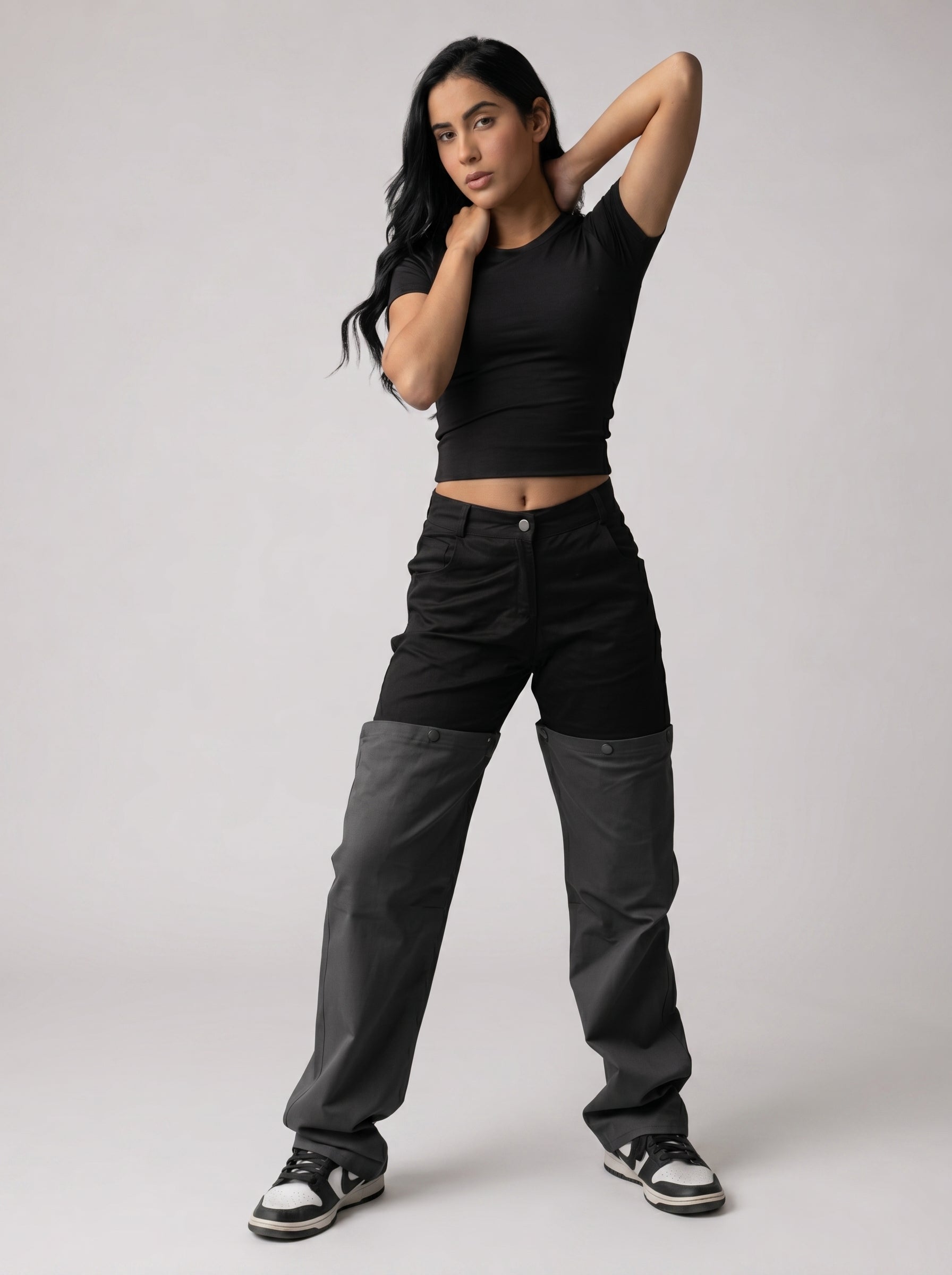 Solid color basic Top in Black