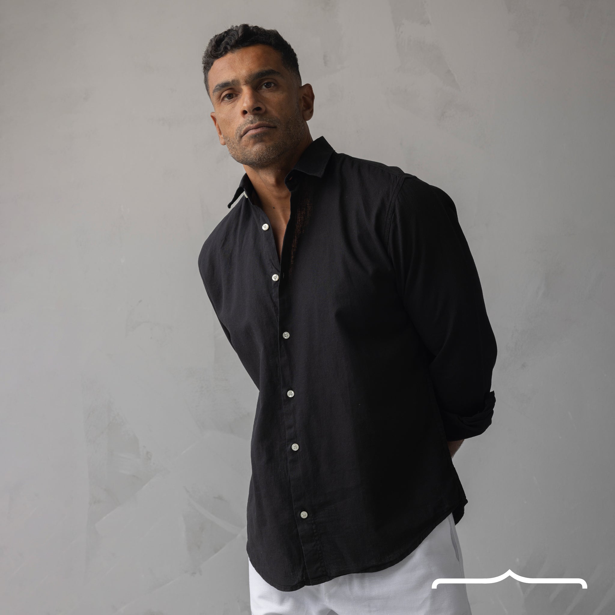 Linen Shirt in Black