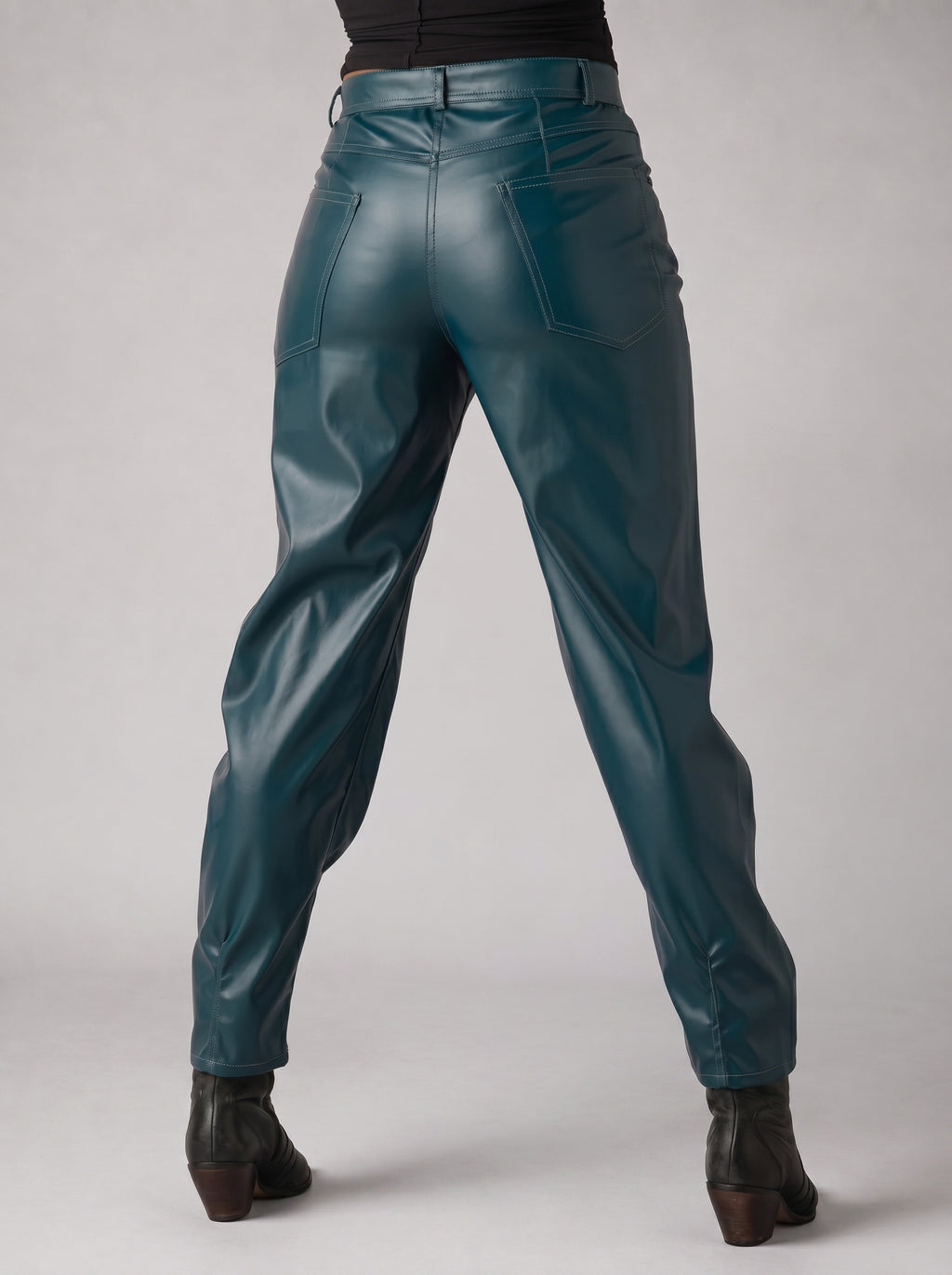 Leather pants in Green