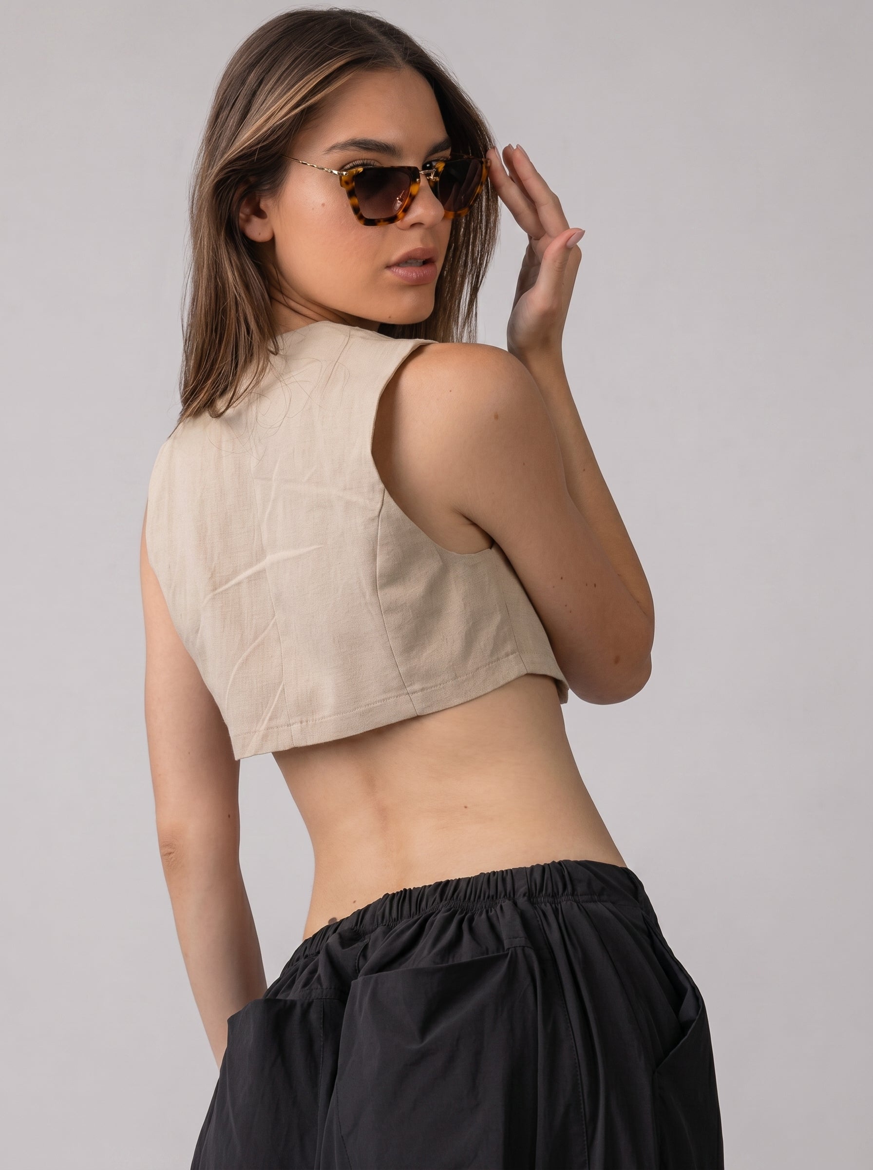 Cropped Vest in Beige