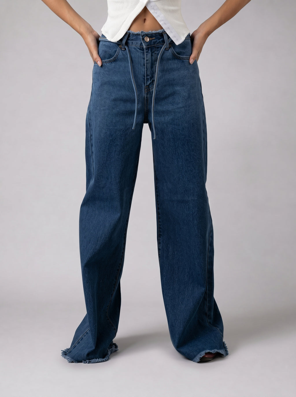 Raw Edge Jeans in Blue