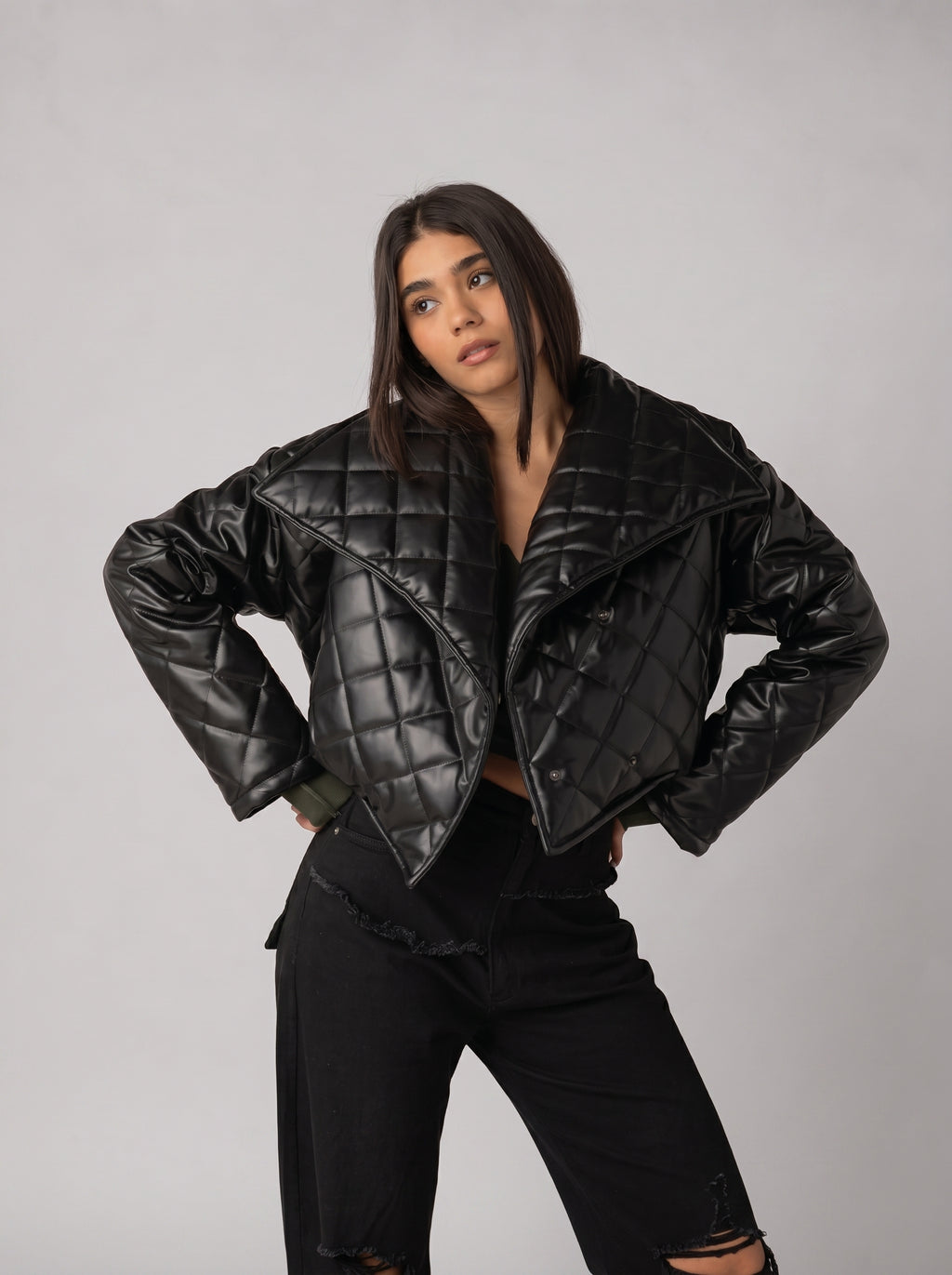 Cropped leather jacket in Black