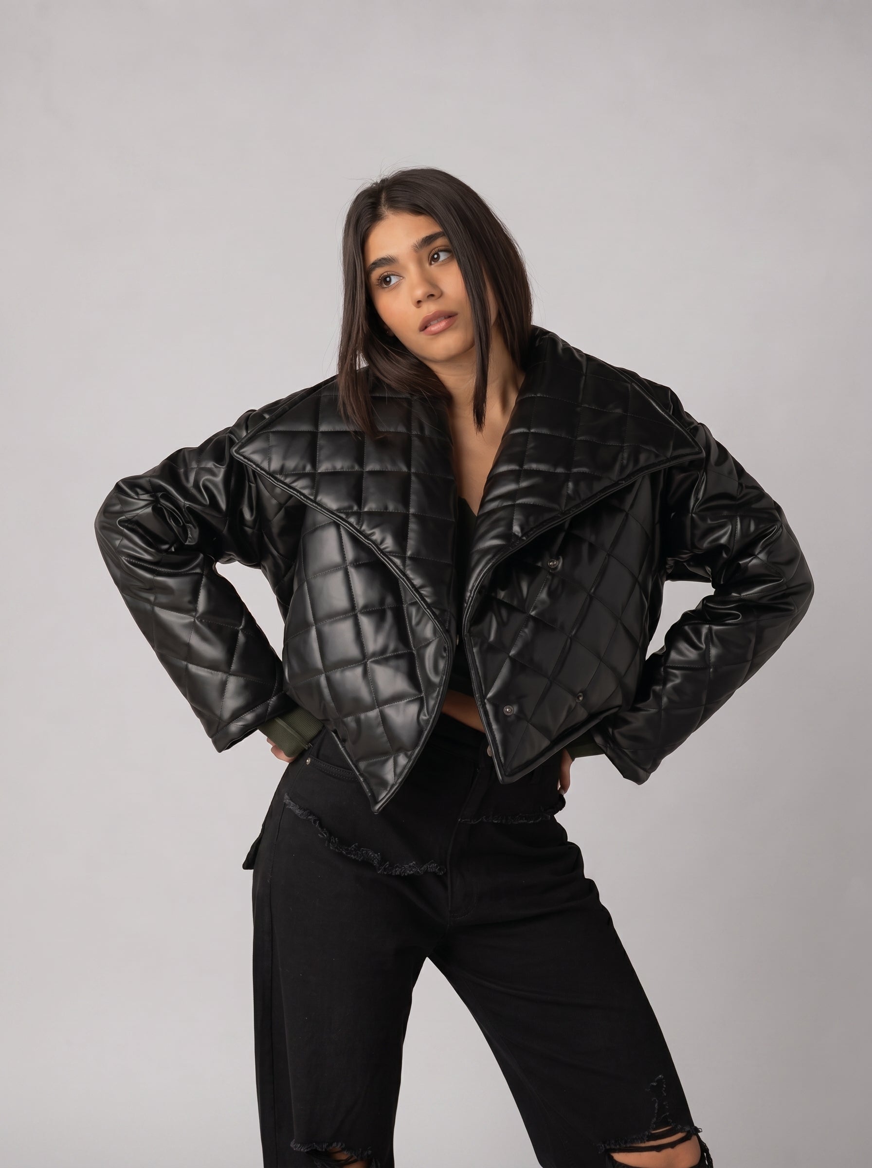 Cropped leather jacket in Black