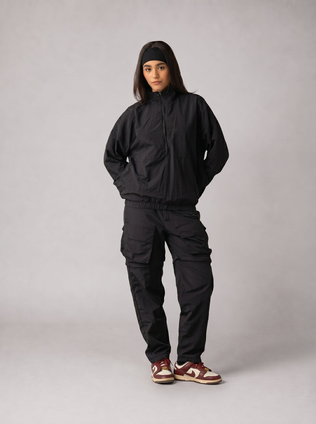 Adjustable pants set in Black
