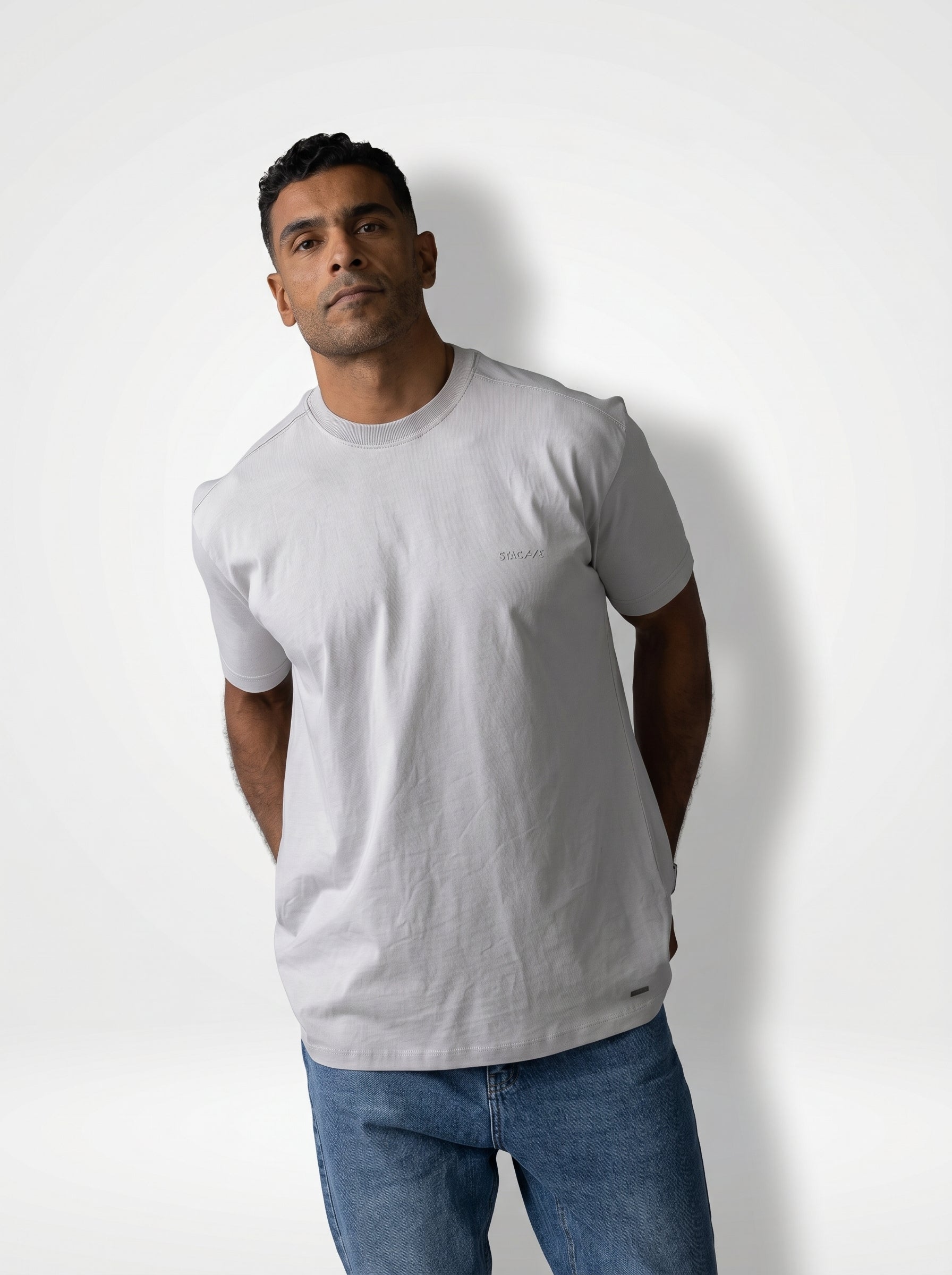 5TAC113 Rubber Detailed T-shirt in Grey