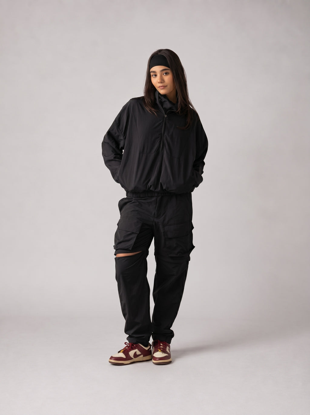 Adjustable pants set in Black