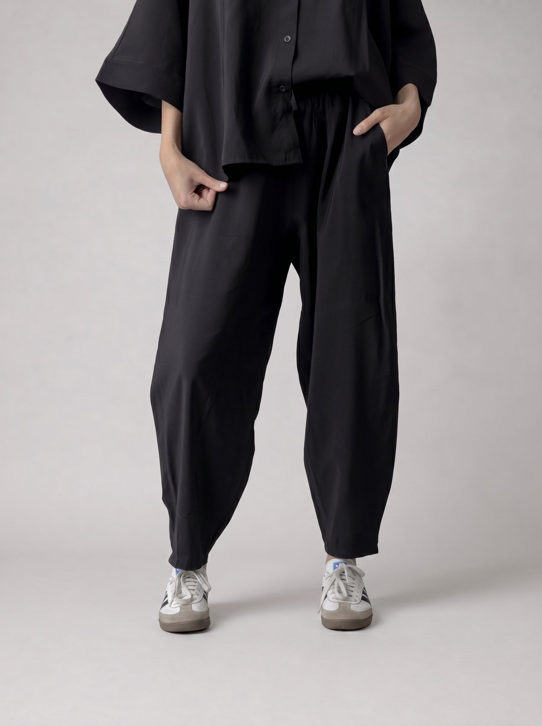 Boxy Flow Set in Black