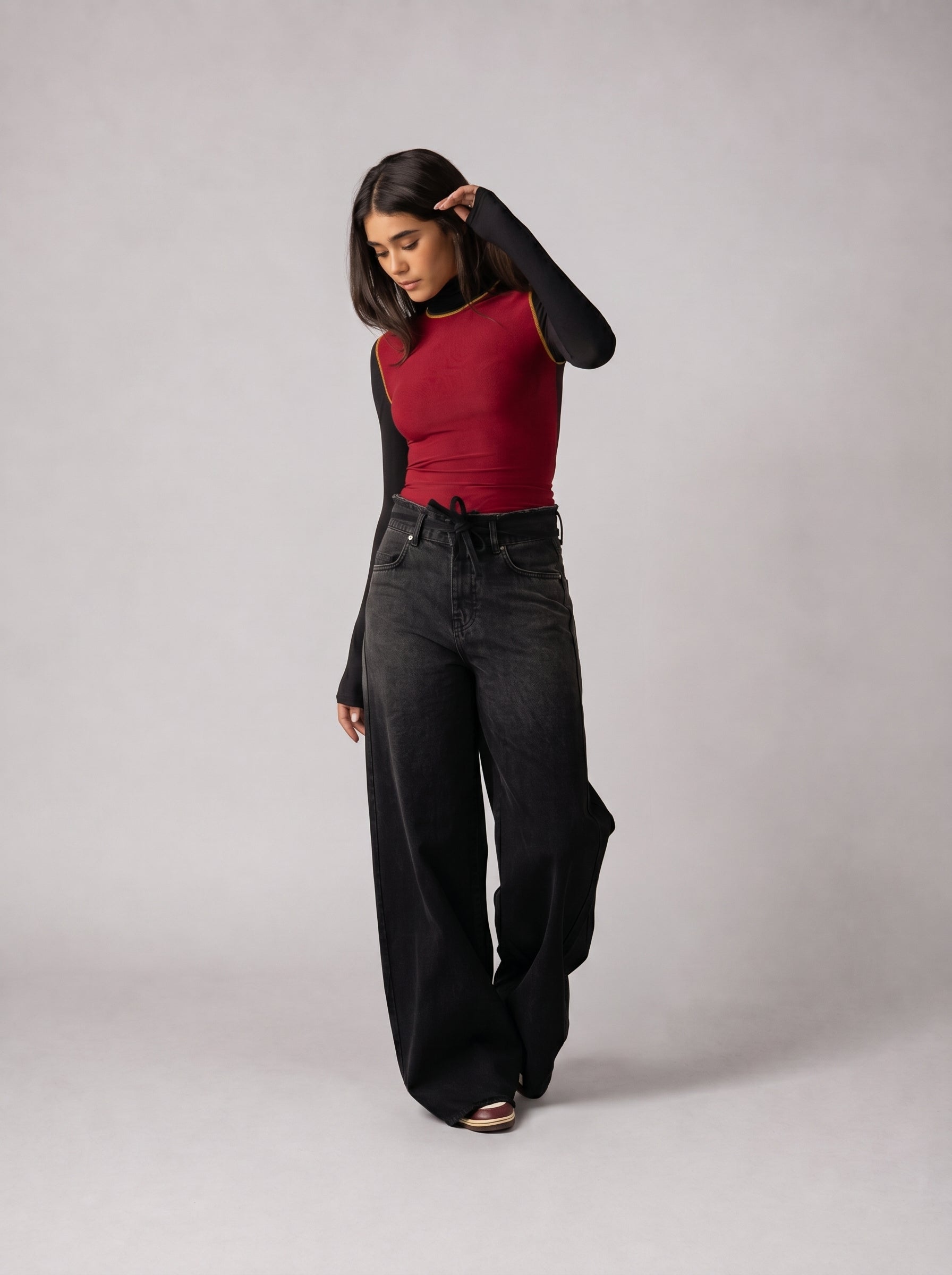 High neck Black x Burgundy Top