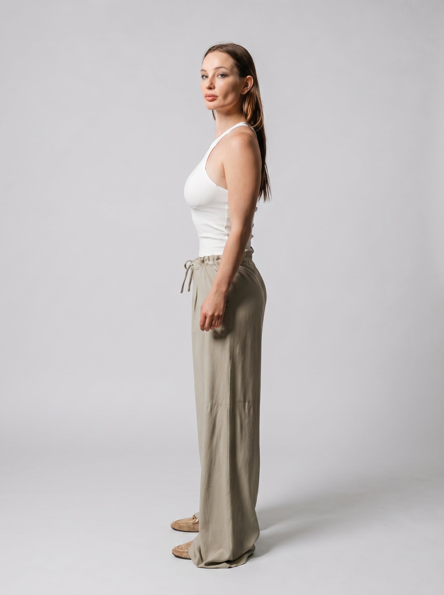 Wide leg linen pants in Beige